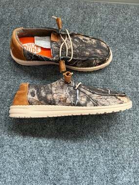 HeyDude Wally Mossy Oak Country Camo Slip-On Shoes Size Women's 8